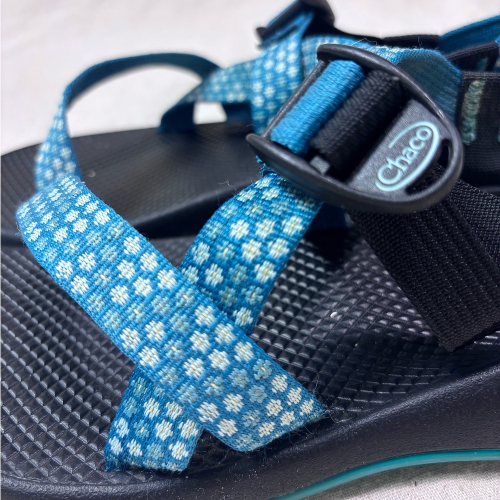 Chaco Women’s Daisy Patterned Blue Sandals - Picture 6 of 7